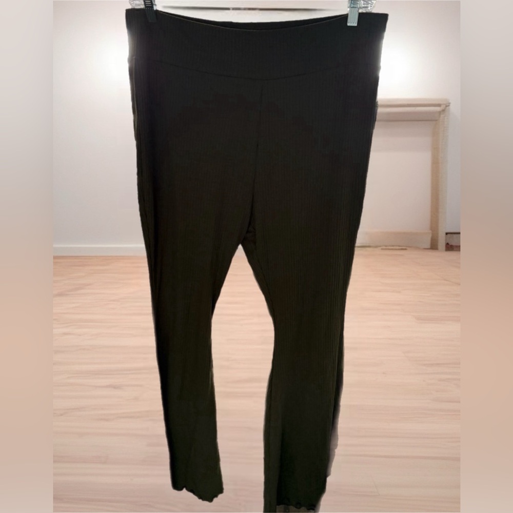 Arizona Jean co dark green soft‎ pants - Picture 2 of 6